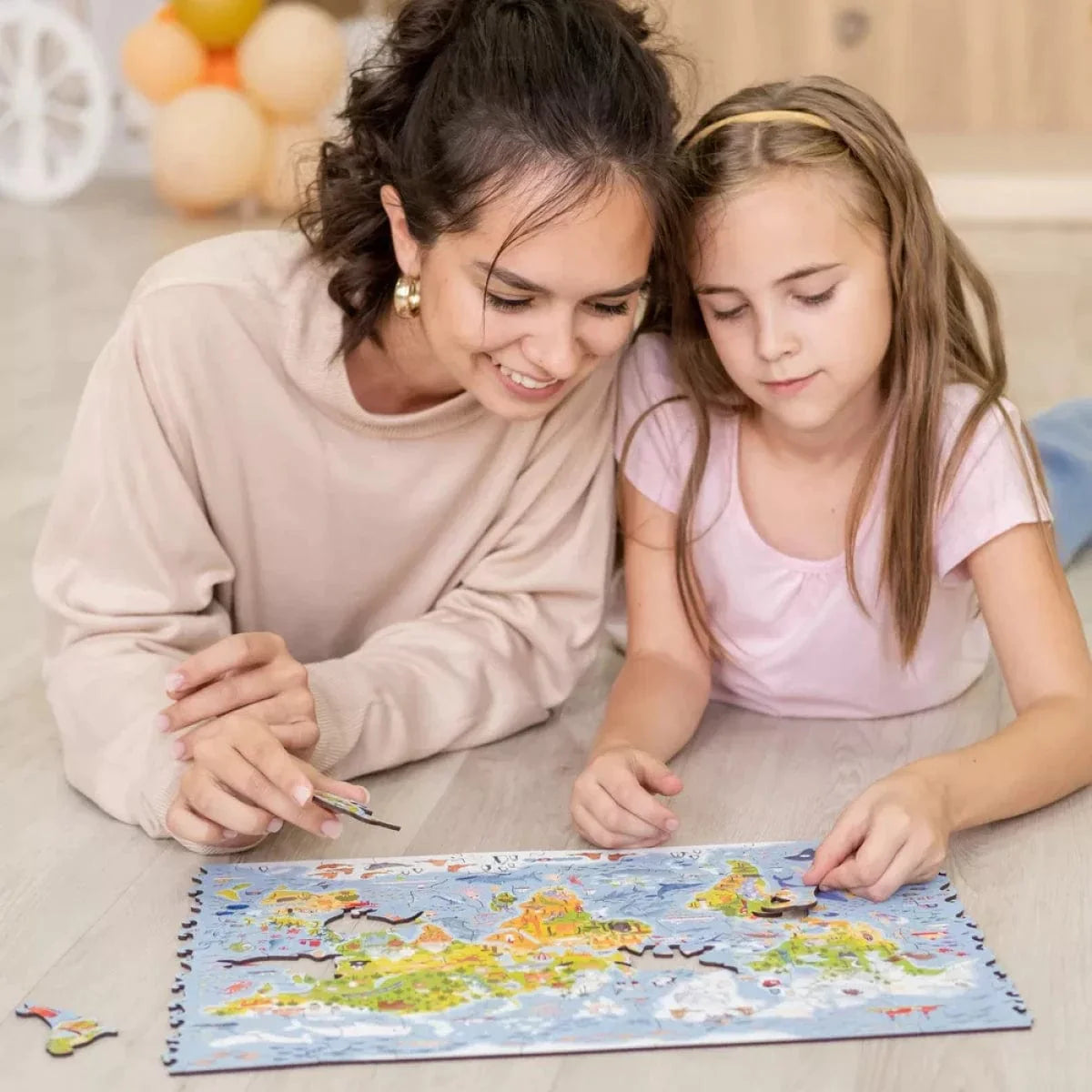 Kids World Map Wooden Puzzle - 100 Pieces